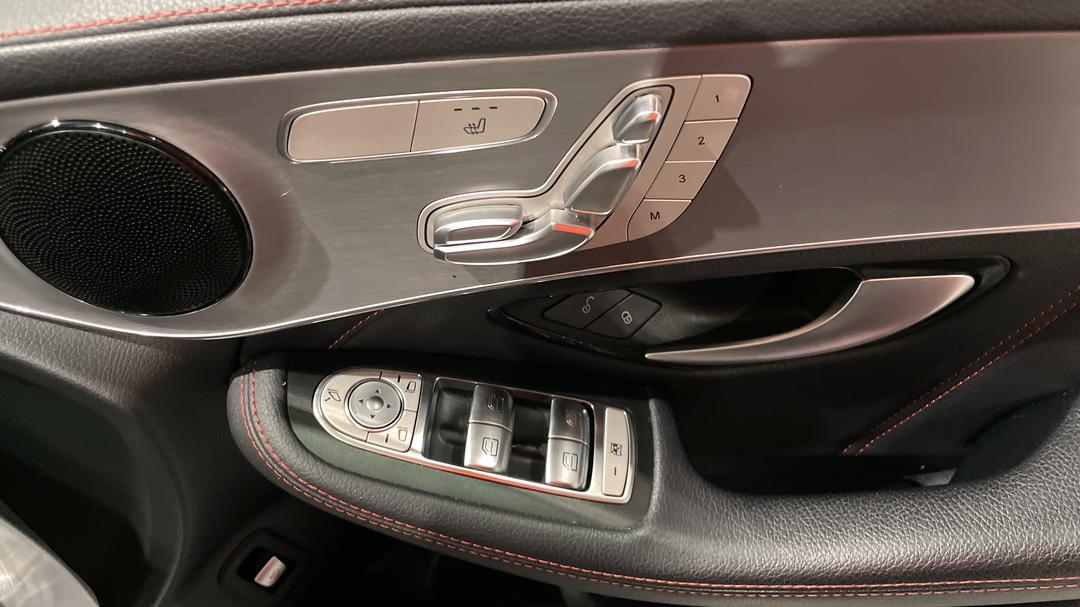 2022 Mercedes-benz GLC 200, Automatic, 64656 km, Drivers Side Door Panel Controls