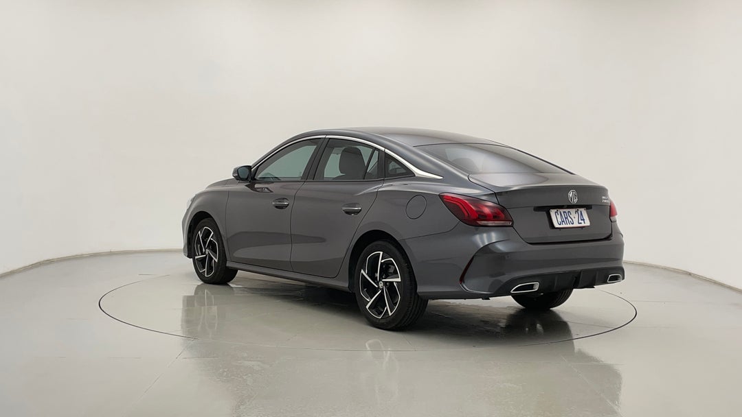 Left Back Diagonal (45- Degree) View