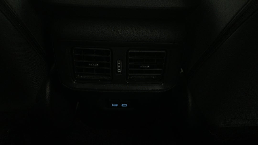 2023 Toyota RAV4 Gx (2WD) Hybrid, Automatic, 75617 km, Rear A/C Vent