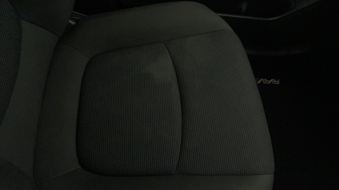 2023 Toyota RAV4 Gx (2WD) Hybrid, Automatic, 75617 km, Seats Front LHS Stain