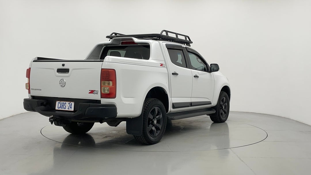 Right Back Diagonal (45- Degree) View