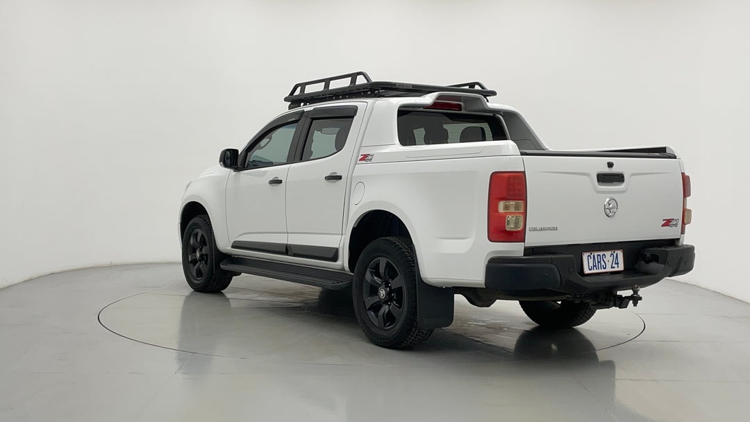 Left Back Diagonal (45- Degree) View