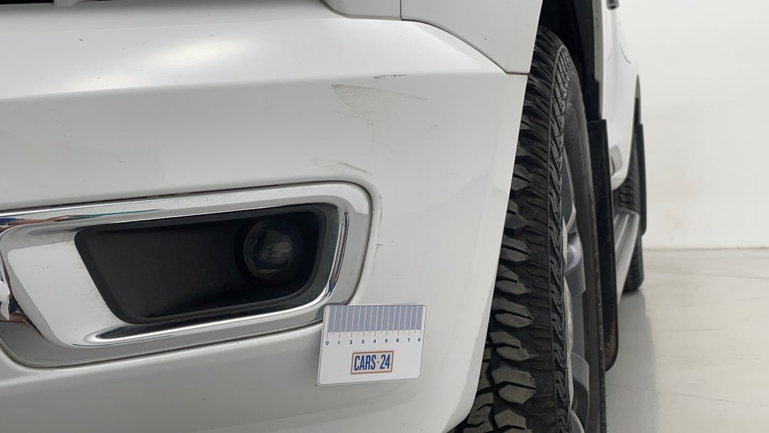 Bumper Front Scratch