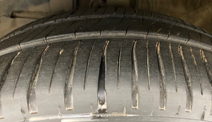 2014 Honda City V MT PETROL, Petrol, Manual, 50,617 km, Left Front Tyre Tread