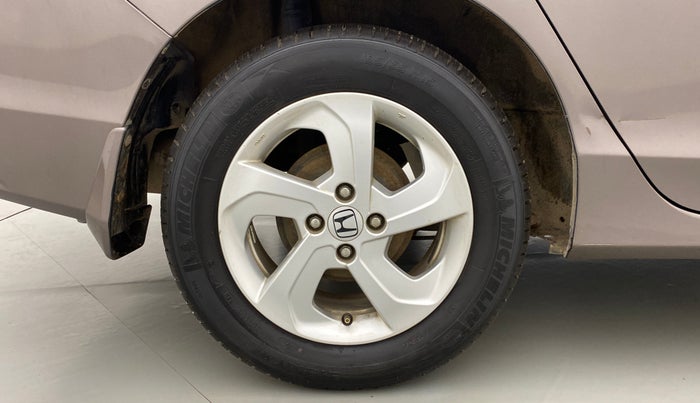2014 Honda City V MT PETROL, Petrol, Manual, 50,617 km, Right Rear Wheel