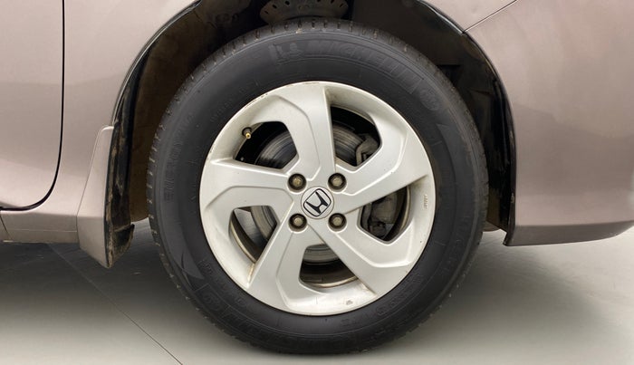 2014 Honda City V MT PETROL, Petrol, Manual, 50,617 km, Right Front Wheel