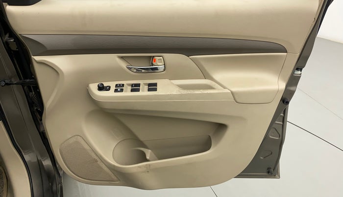 2020 Maruti Ertiga VXI SHVS, Petrol, Manual, 42,789 km, Driver Side Door Panels Control