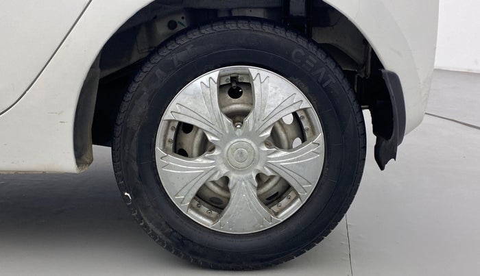 2015 Hyundai Eon ERA PLUS, Petrol, Manual, 17,431 km, Left Rear Wheel