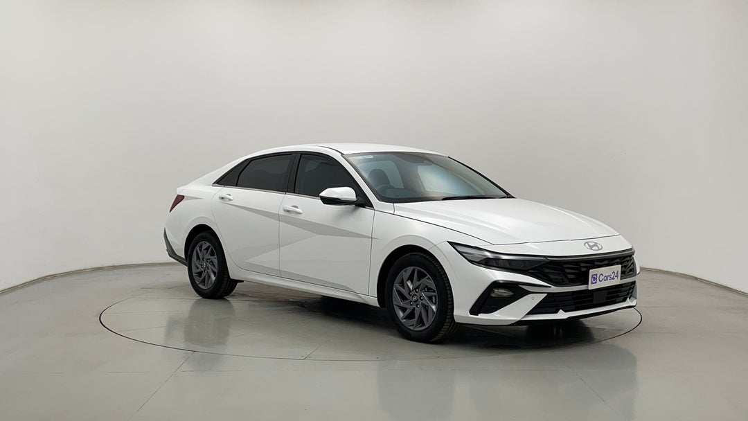 Right Front Diagonal (45- Degree) View