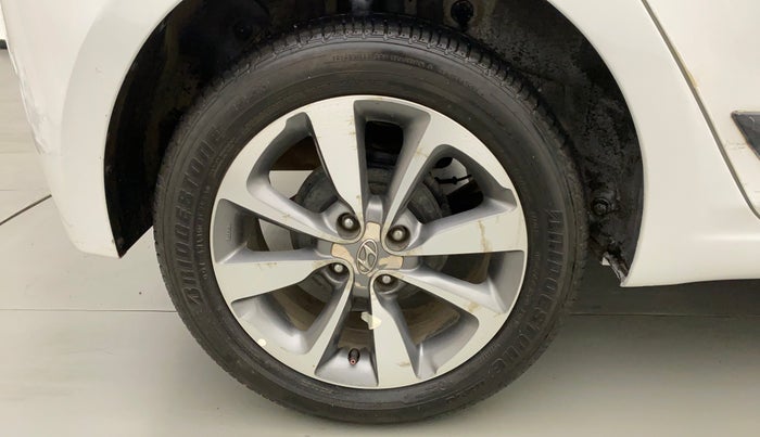 2016 Hyundai Elite i20 ASTA 1.2 (O), Petrol, Manual, 46,177 km, Right Rear Wheel