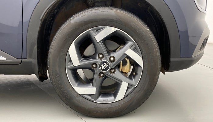 2019 Hyundai VENUE 1.0 TURBO GDI SX+ AT, Petrol, Automatic, 43,600 km, Right Front Wheel