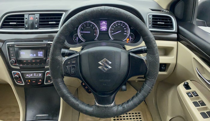 2015 Maruti Ciaz VXI PLUS, Petrol, Manual, 64,094 km, Steering Wheel Close Up