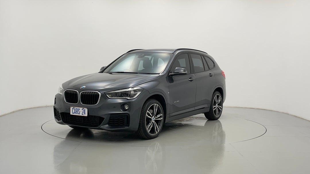 Left Front Diagonal (45- Degree) View