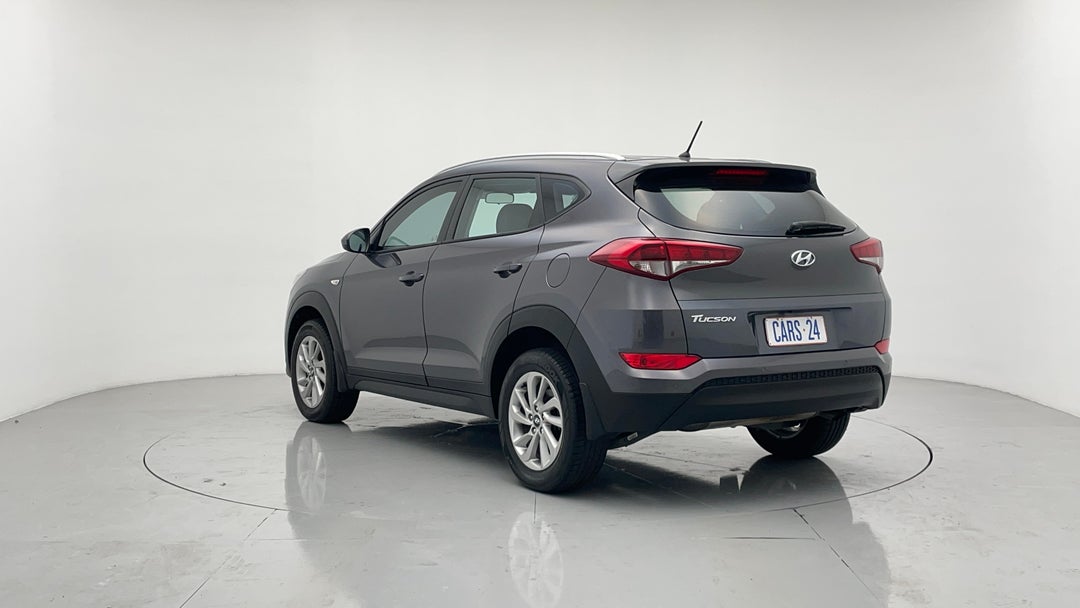 Left Back Diagonal (45- Degree) View