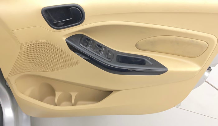 2020 Ford Figo Aspire TITANIUM 1.2 PETROL, Petrol, Manual, 36,338 km, Driver Side Door Panels Control