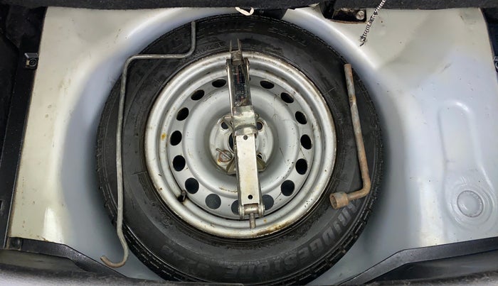 2015 Maruti Swift LXI D, Petrol, Manual, 41,648 km, Spare Tyre