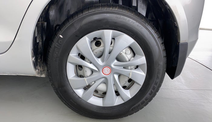 2015 Maruti Swift LXI D, Petrol, Manual, 41,648 km, Left Rear Wheel