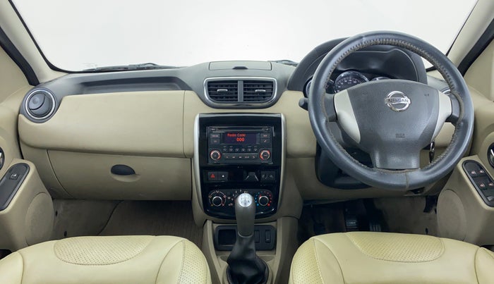 2016 Nissan Terrano XL P, Petrol, Manual, 92,369 km, Dashboard