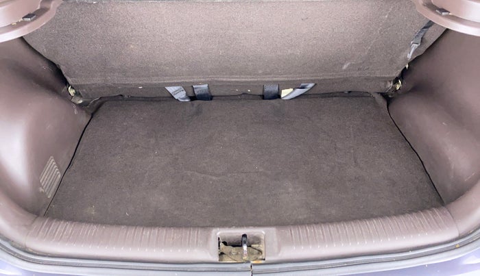 2010 Hyundai Santro Xing GLS, Petrol, Manual, 52,265 km, Boot Inside