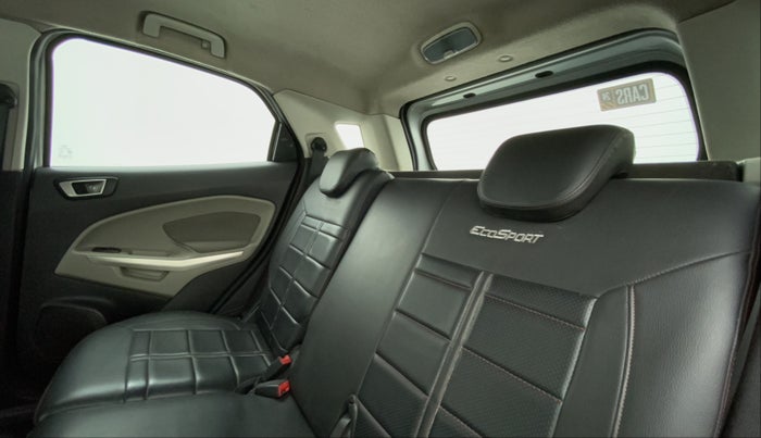 2015 Ford Ecosport TREND+ 1.5L DIESEL, Diesel, Manual, 1,22,578 km, Right Side Rear Door Cabin