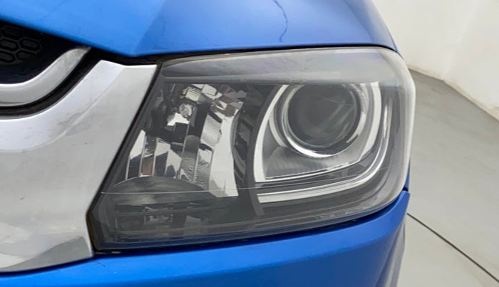 2016 Maruti Vitara Brezza ZDI PLUS, Diesel, Manual, 1,37,772 km, Left headlight - Faded