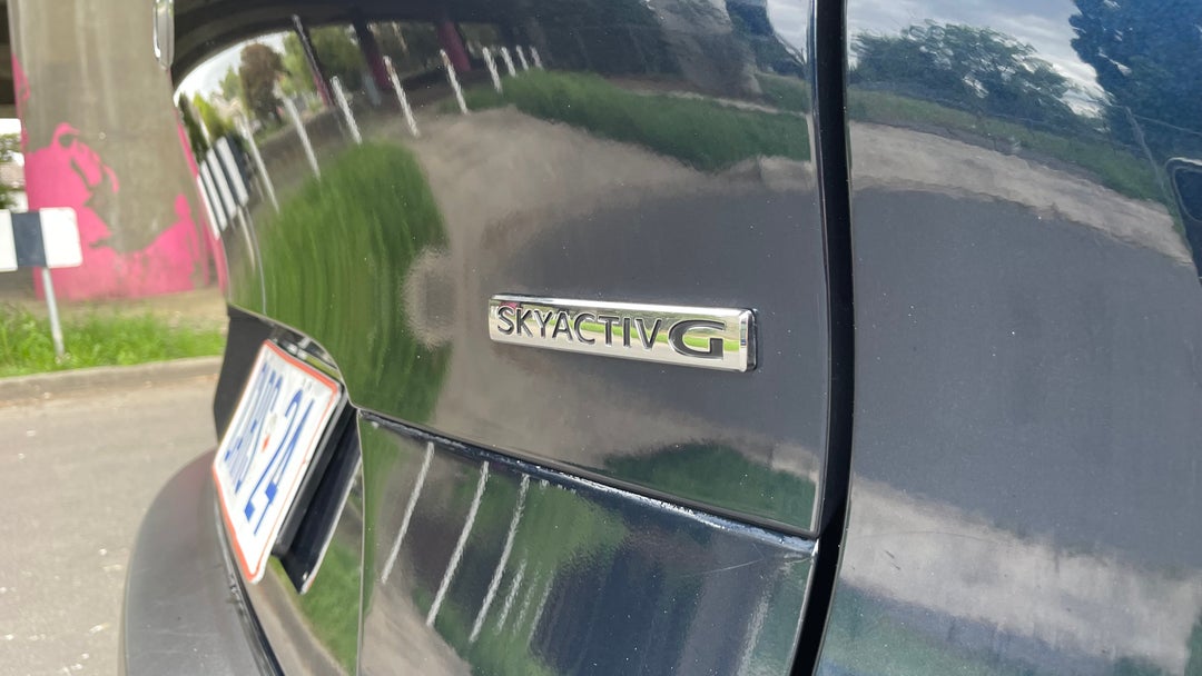 Badge (Boot Right Side)