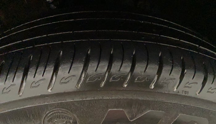 2022 KIA SONET HTX 1.0 IMT, Petrol, Manual, 36,075 km, Left Front Tyre Tread