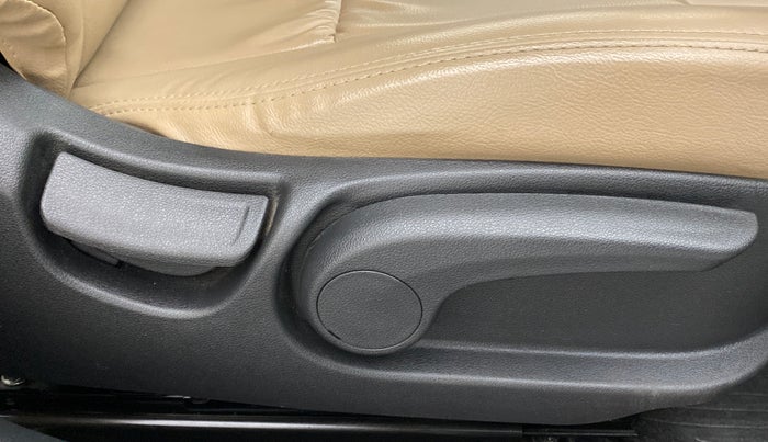 2019 Hyundai Verna 1.6 CRDI SX, Diesel, Manual, 62,996 km, Driver Side Adjustment Panel