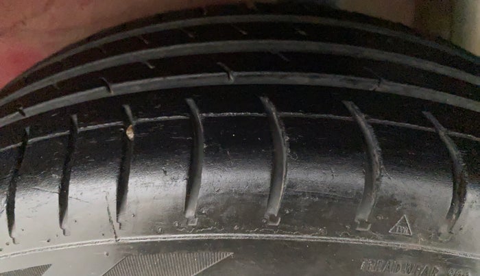 2017 Maruti Celerio VXI CNG D, CNG, Manual, 71,419 km, Left Rear Tyre Tread