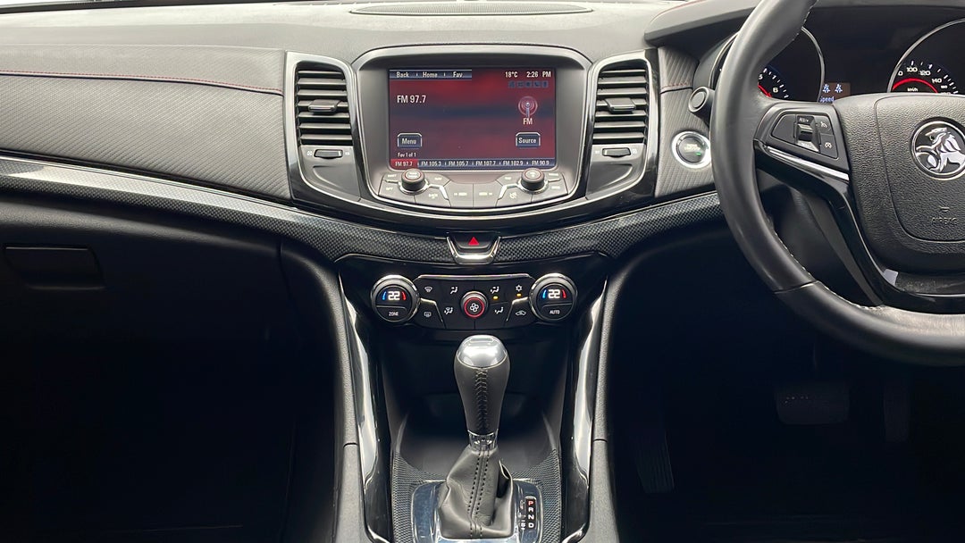 2016 Holden Commodore Sv6 Black Edition, Automatic, 55128 km, Center Console