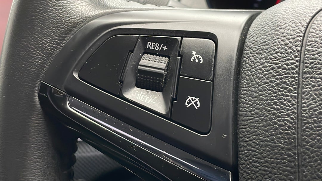 2016 Holden Commodore Sv6 Black Edition, Automatic, 55128 km, Cruise Control