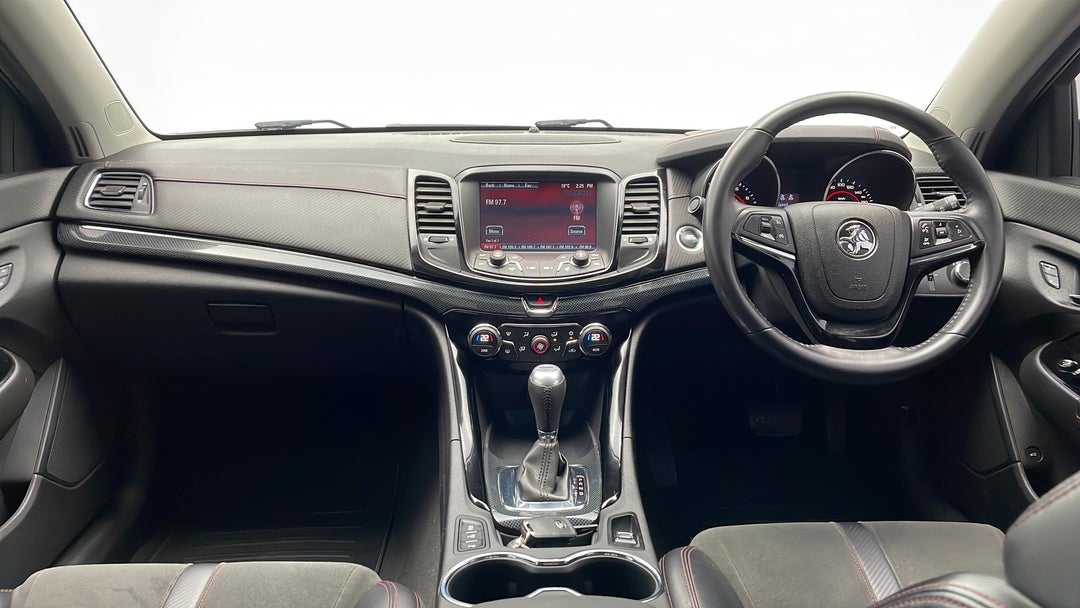 2016 Holden Commodore Sv6 Black Edition, Automatic, 55128 km, Dashboard View