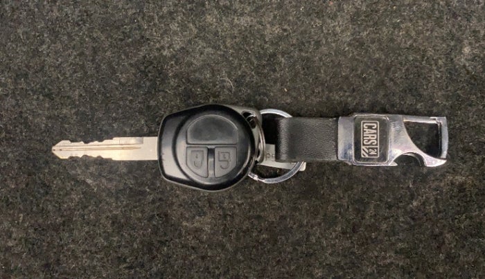 2014 Maruti Swift VDI, Diesel, Manual, 1,02,174 km, Lock system - Remote key not functional