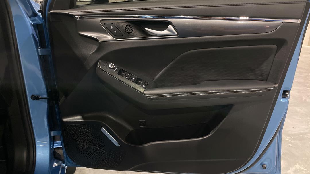 2022 GWM Haval Jolion Ultra, Automatic, 32554 km, Speaker View