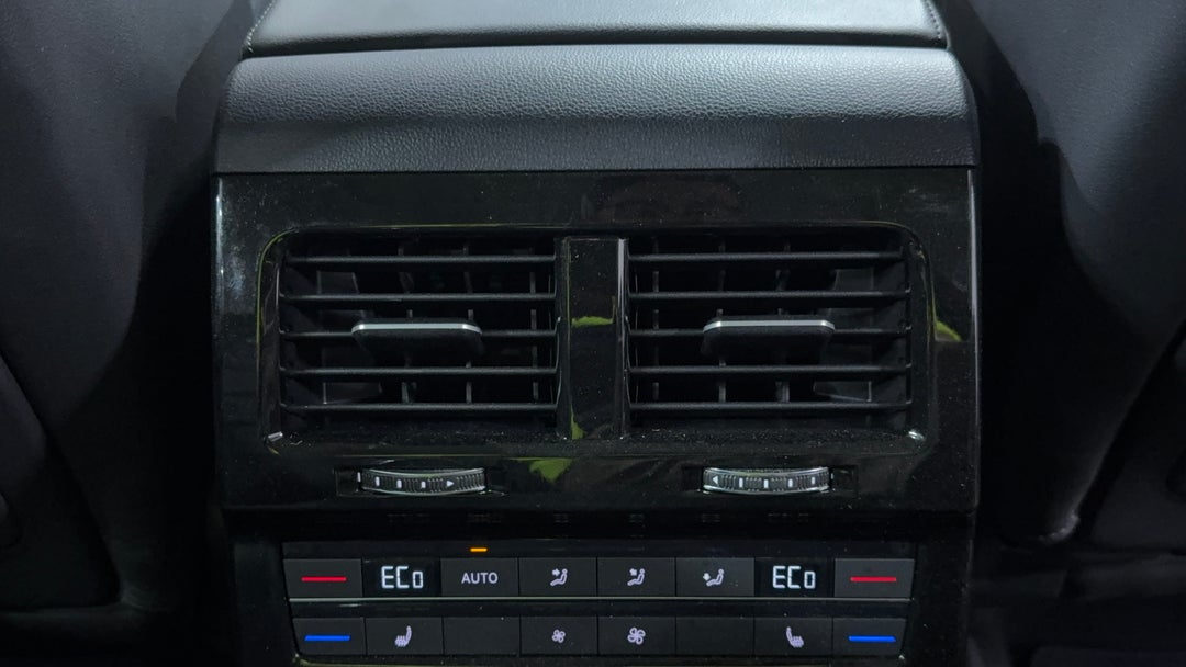 Rear A/C Vent