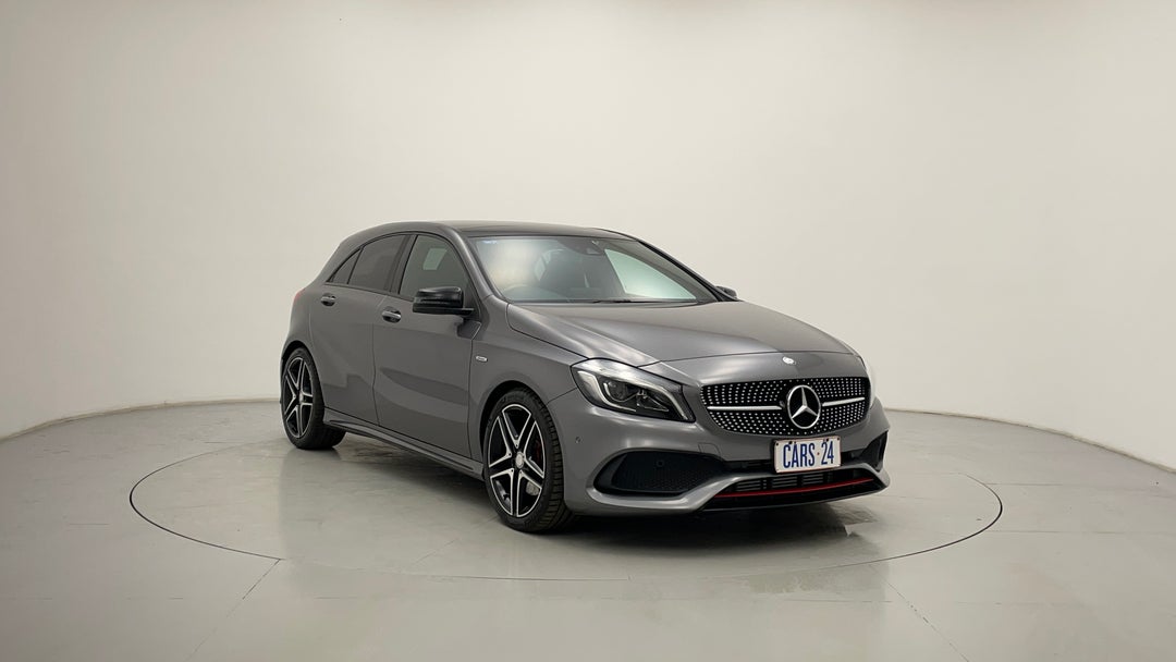 Right Front Diagonal (45- Degree) View