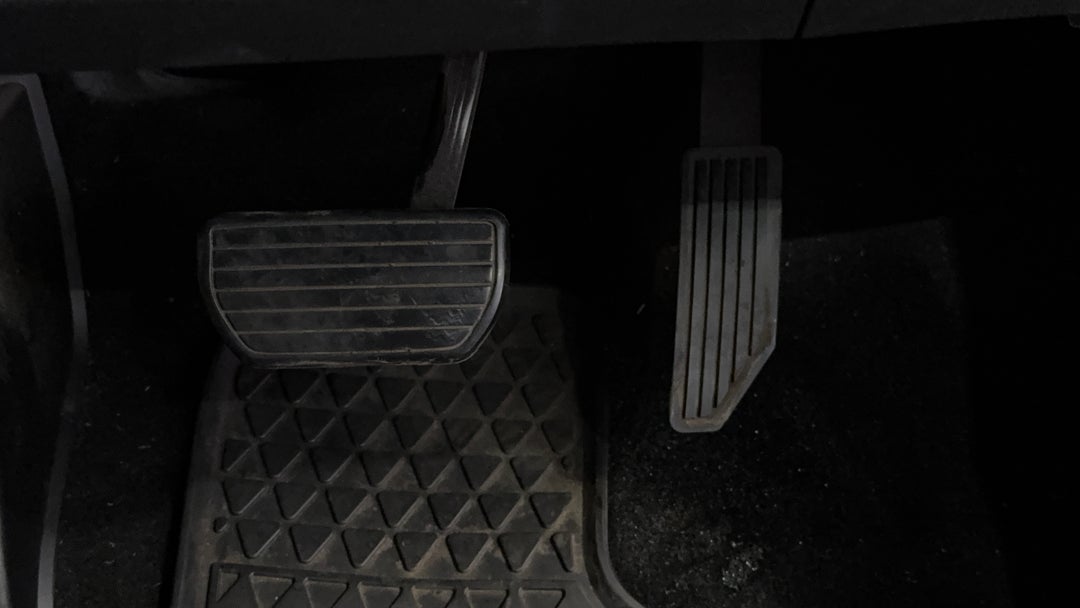 Pedals and Footmat