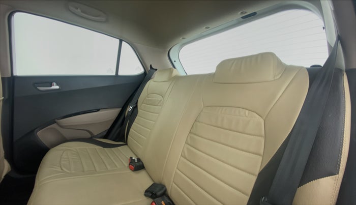 2018 Hyundai Grand i10 SPORTZ 1.2 KAPPA VTVT, Petrol, Manual, 20,438 km, Right Side Rear Door Cabin