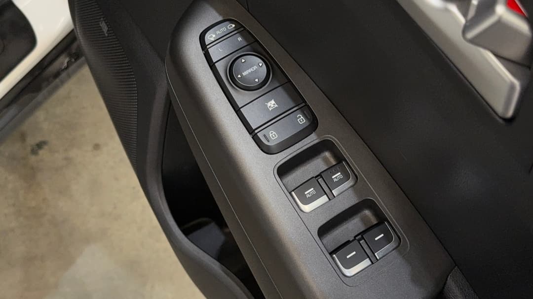 2019 Kia Sportage Si Premium (FWD), Automatic, 98228 km, Drivers Side Door Panel Controls