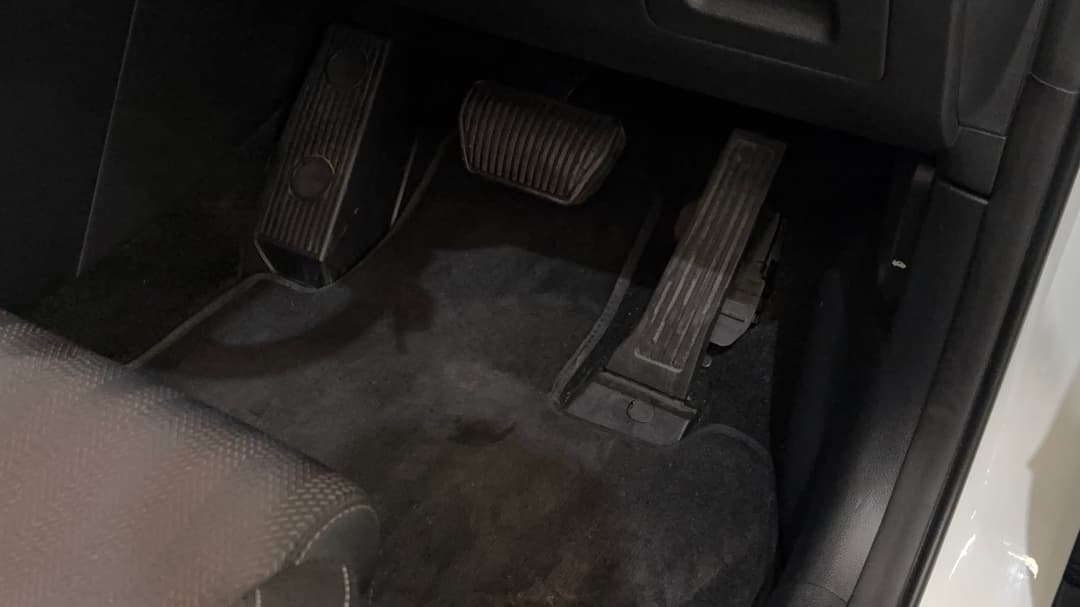 2019 Kia Sportage Si Premium (FWD), Automatic, 98228 km, Pedals and Footmat