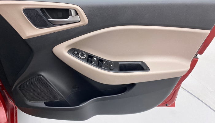 2018 Hyundai Elite i20 ASTA 1.2, Petrol, Manual, 20,999 km, Driver Side Door Panels Control