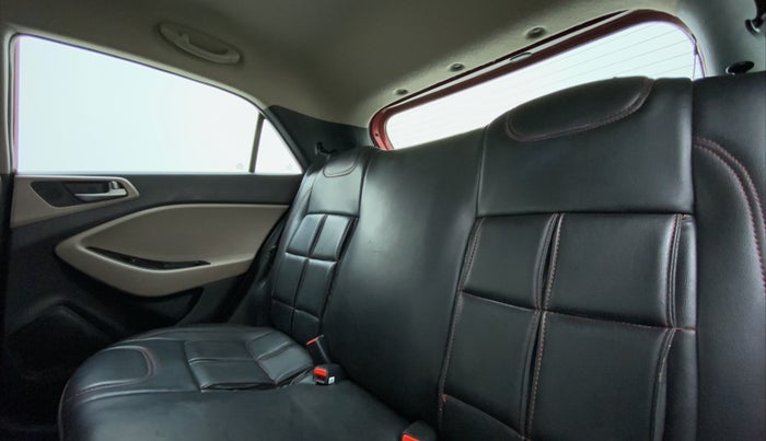 2018 Hyundai Elite i20 ASTA 1.2, Petrol, Manual, 20,999 km, Right Side Rear Door Cabin