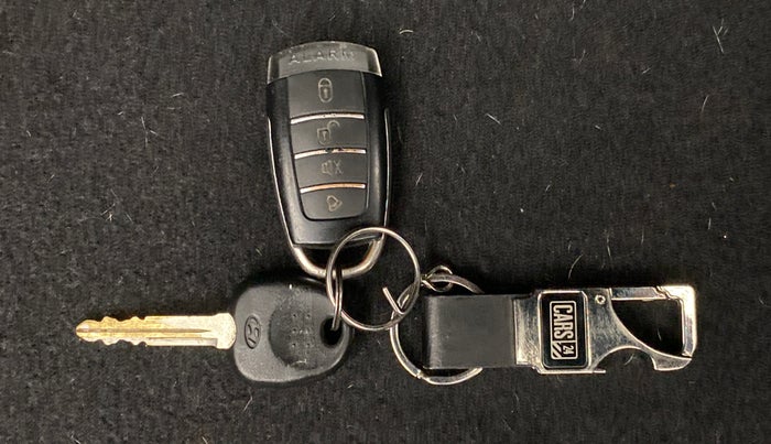2019 Hyundai NEW SANTRO ERA 1.1, Petrol, Manual, 30,017 km, Key Close Up