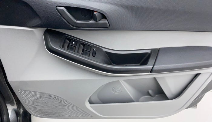 2022 Tata Tiago XT CNG, CNG, Manual, 29,049 km, Driver Side Door Panels Control
