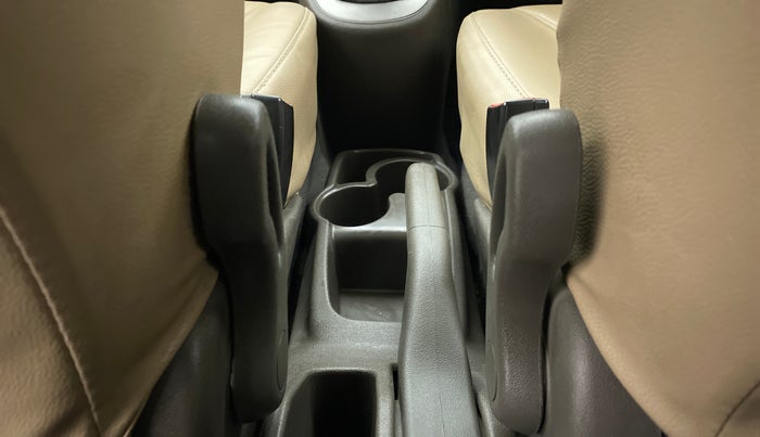 2014 Hyundai i10 SPORTZ 1.1, Petrol, Manual, 24,876 km, Driver Side Adjustment Panel