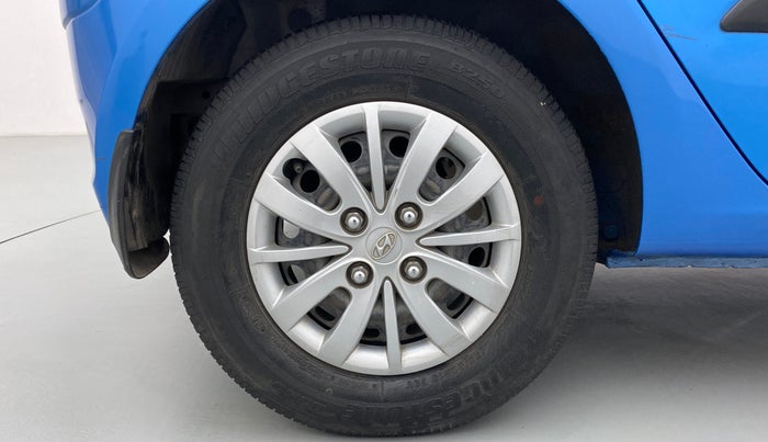 2014 Hyundai i10 SPORTZ 1.1, Petrol, Manual, 24,876 km, Right Rear Wheel