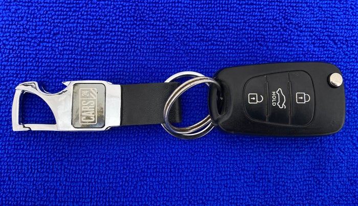 2014 Hyundai i10 SPORTZ 1.1, Petrol, Manual, 24,876 km, Key Close Up