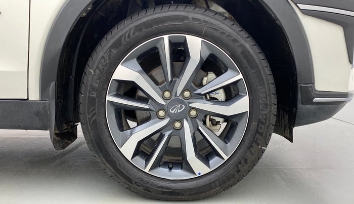 2021 Mahindra XUV300 1.2 W8 OPT, Petrol, Manual, 3,154 km, Right Front Wheel