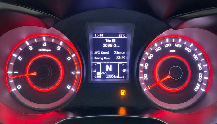 2021 Mahindra XUV300 1.2 W8 OPT, Petrol, Manual, 3,154 km, Odometer Image