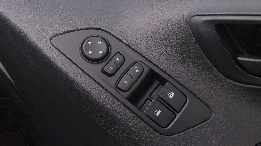Drivers Side Door Panel Controls